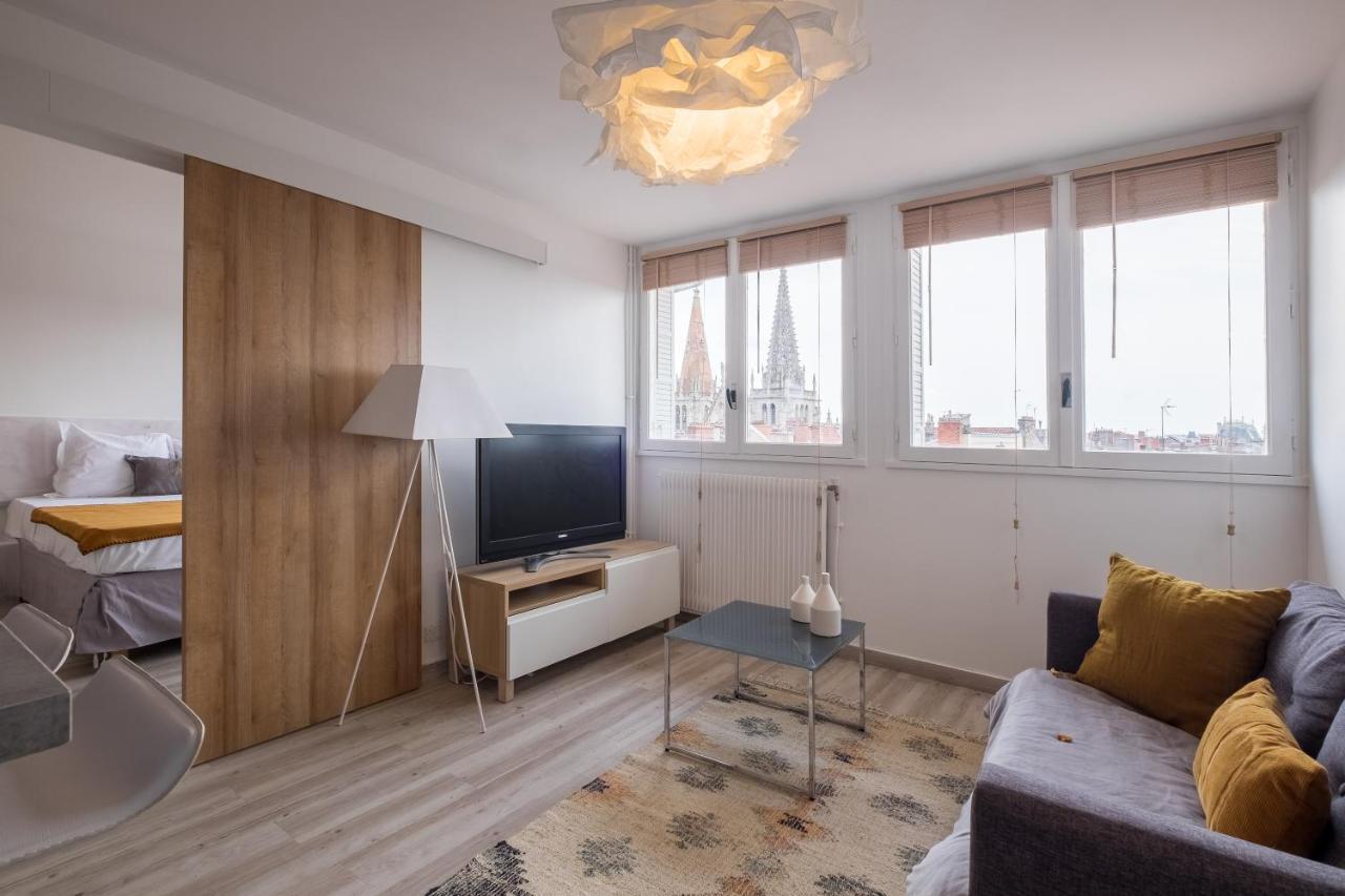 Honore Suite Saint Antoine Lyon Bagian luar foto