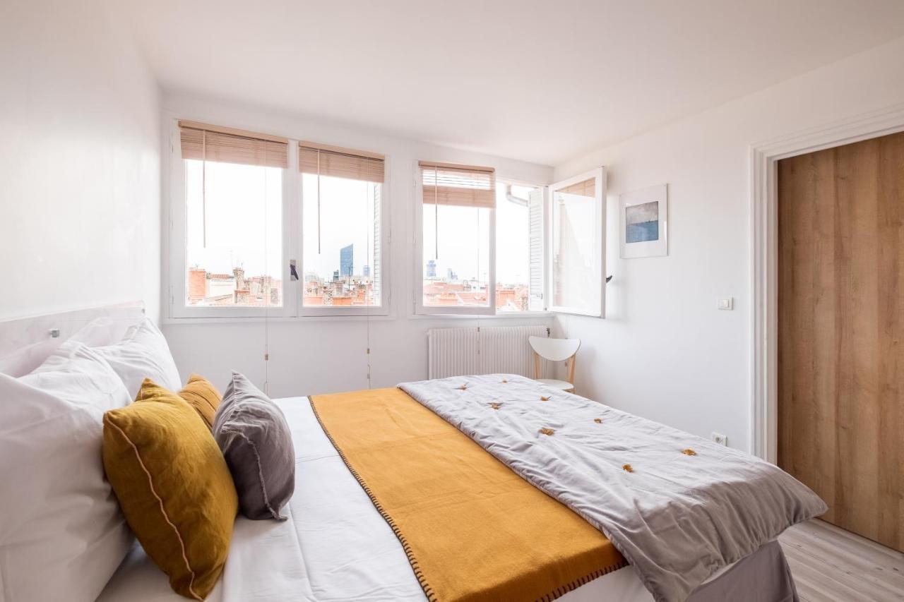 Honore Suite Saint Antoine Lyon Bagian luar foto