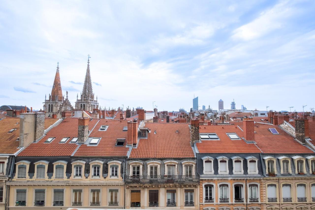 Honore Suite Saint Antoine Lyon Bagian luar foto