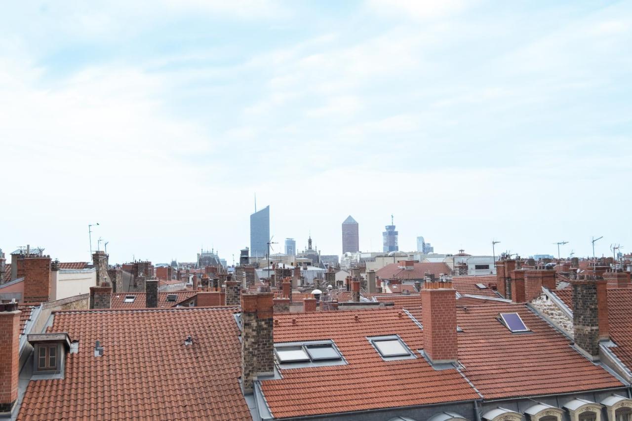 Honore Suite Saint Antoine Lyon Bagian luar foto