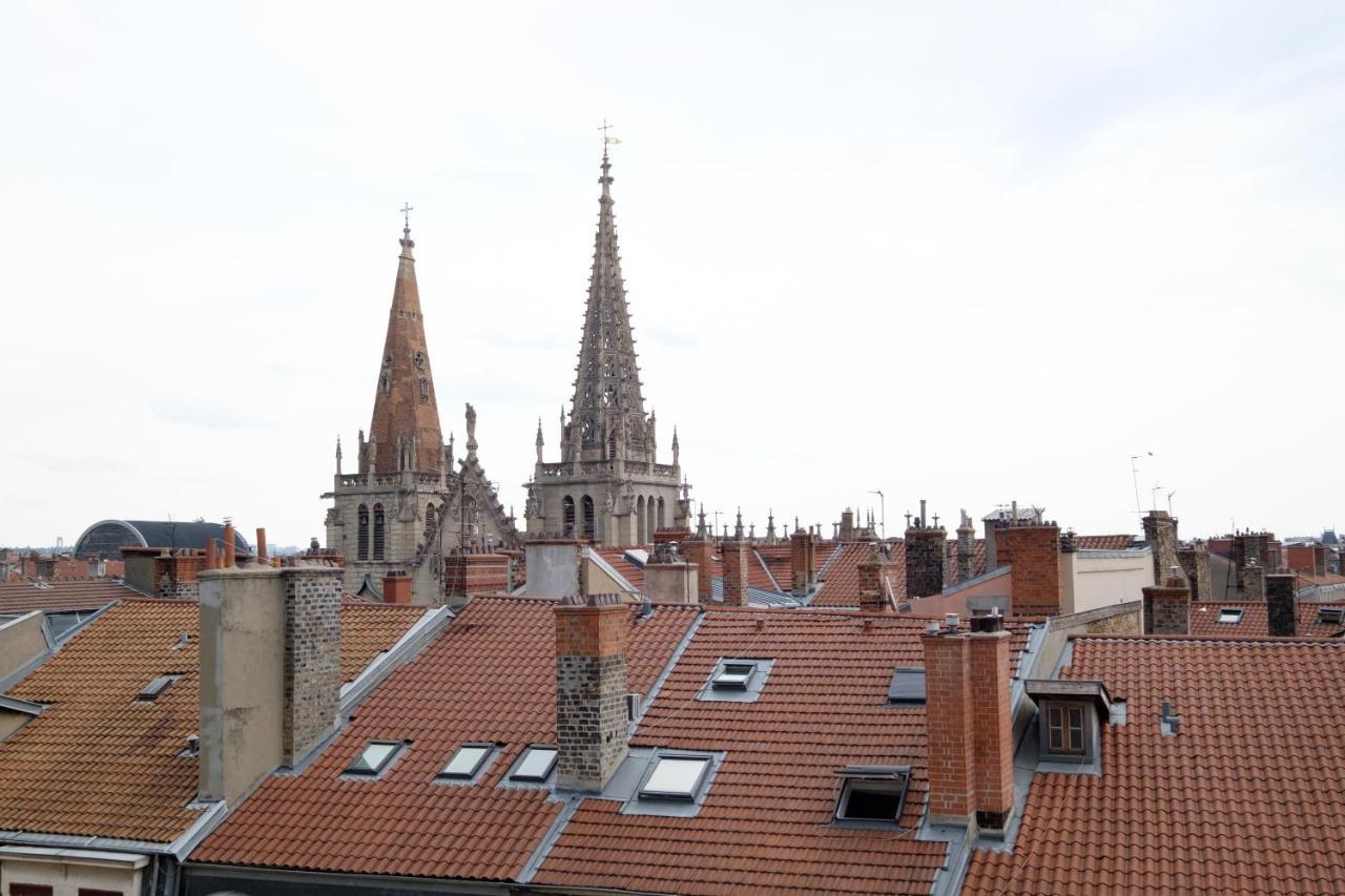 Honore Suite Saint Antoine Lyon Bagian luar foto